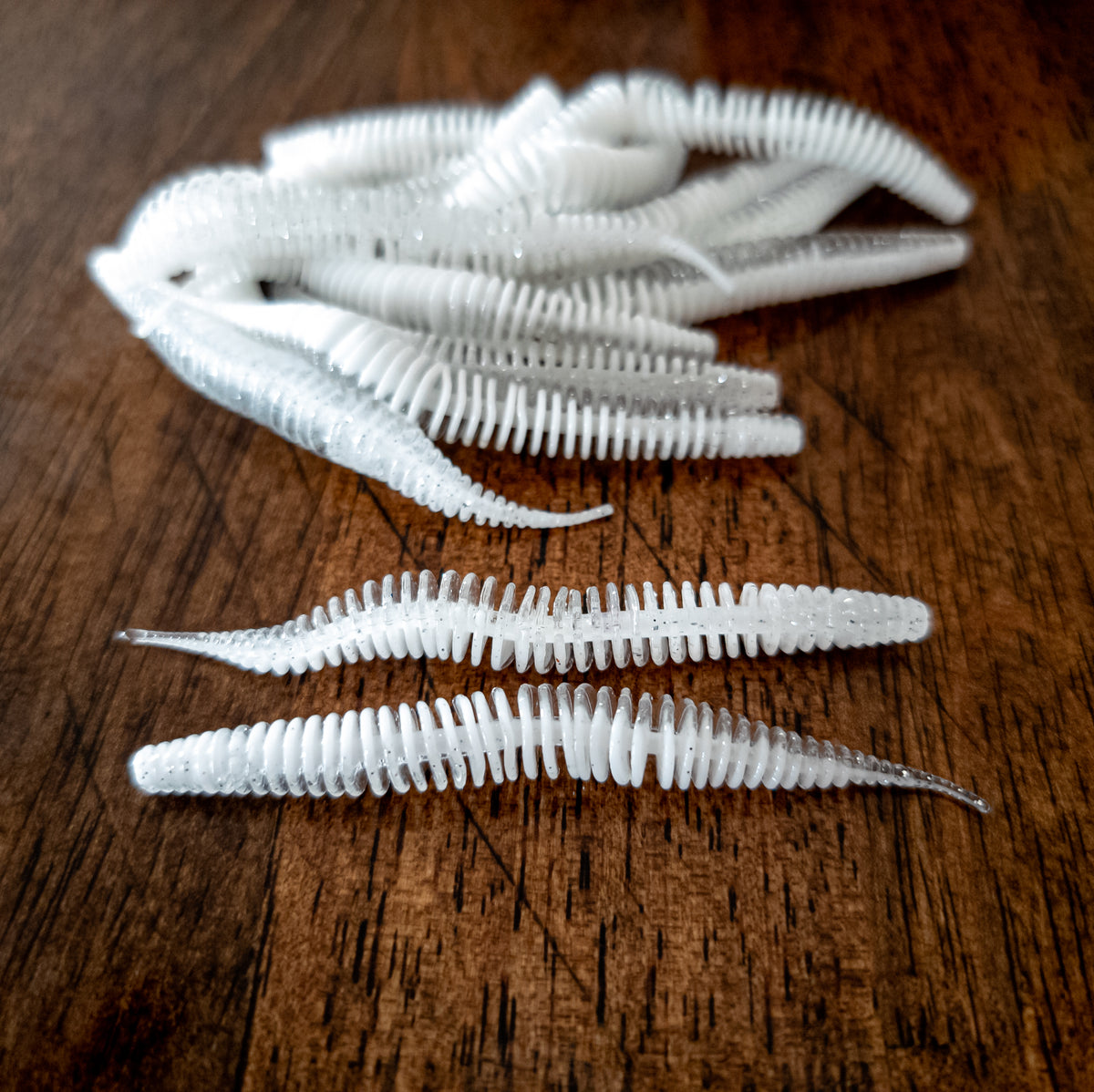 White Shine 3" Ribbed Worm (15pk)