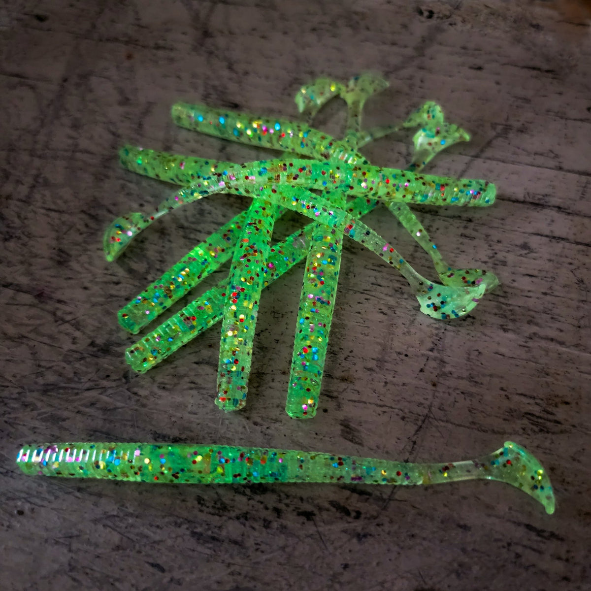 Glow-In-The-Dark Trout 4 Fish Stick (8 pk)